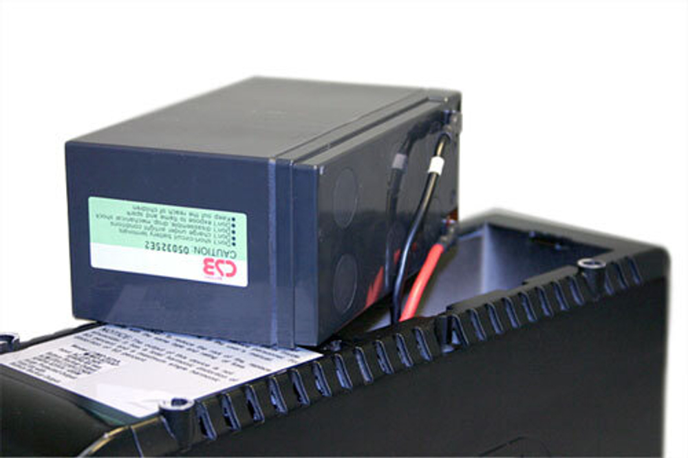 Источник бесперебойного питания  Powercom IMD-625AP