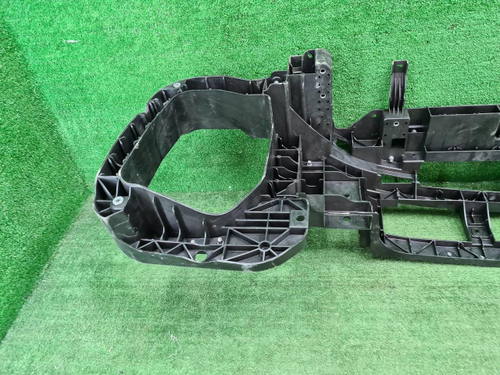 Телевизор Lixiang L7 (2022-н.в.)