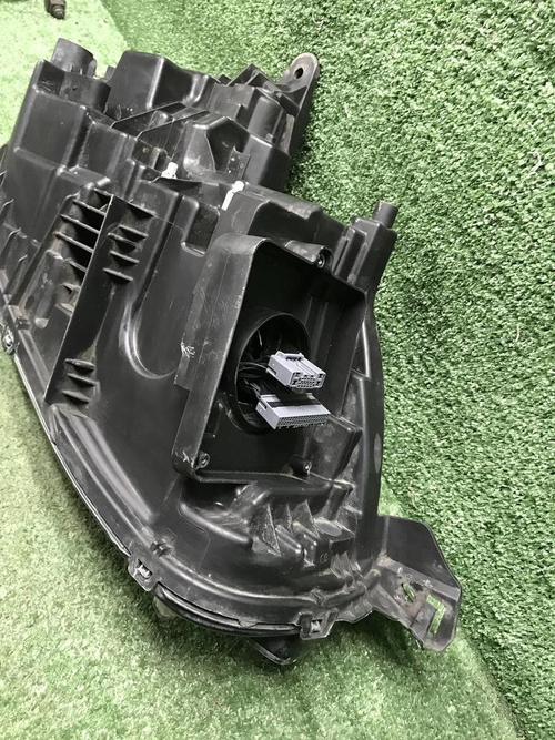 Битая Фара левая Volvo XC90 2 (2014-2019) LED