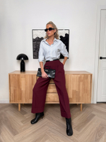 Брюки-кюлоты с отворотами и широким поясом