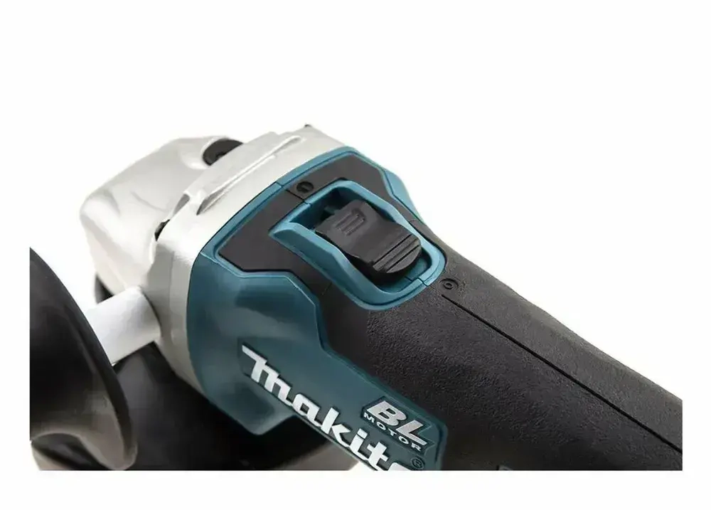 Угловая шлифмашина Makita DGA504RF 18В LXT 125мм. 8500 об/мин. (1АКБ 3Ач, З/У, кейс)