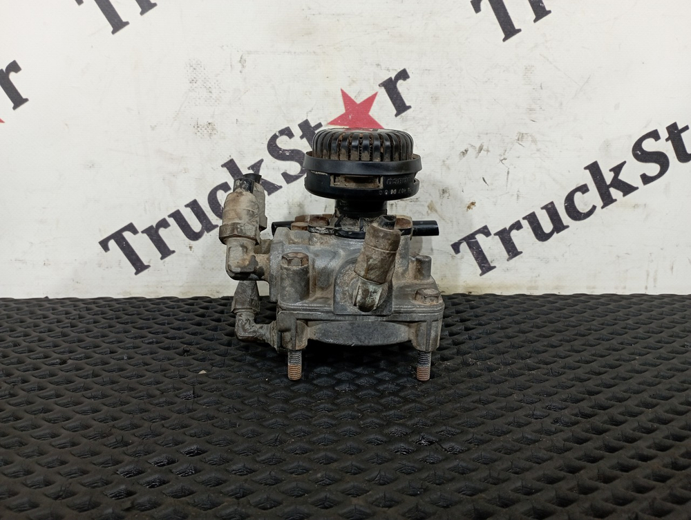 Клапан ускорительный.