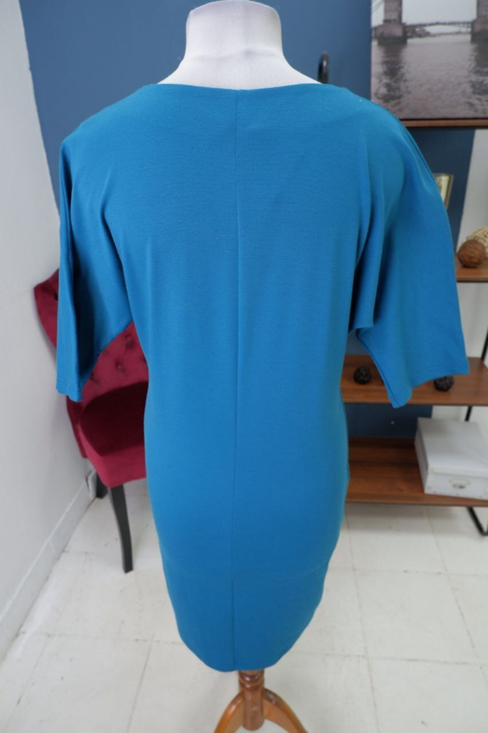 Платье стильное 44 размер