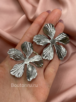 Серьги "Объемные цветы" серебристые
