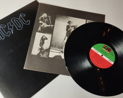 Винтажная виниловая пластинка LP AC DC Back In Black (Japan 1980) (No Obi) Shoot To Thrill