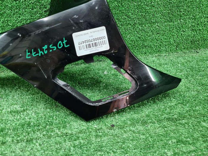 Накладка переднего бампера пр. BMW 7er G70 (22-нв)