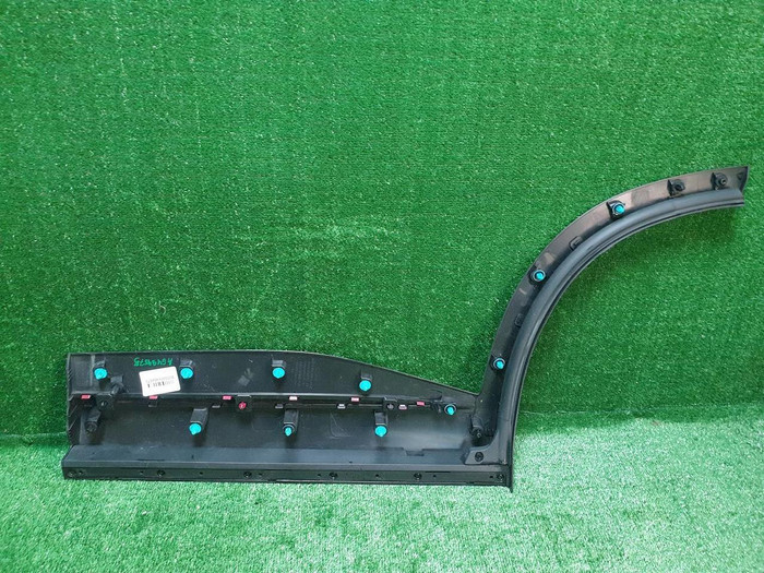 Накладка двери задняя правая Omoda C5 (2022-н.в.)