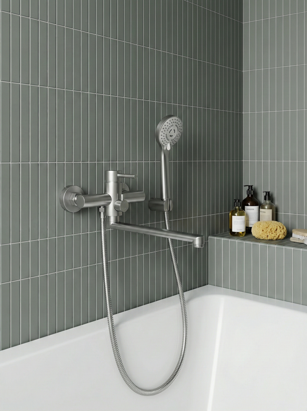 Смеситель с длинным изливом для ванны STWORKI Киркенес S45110S сталь