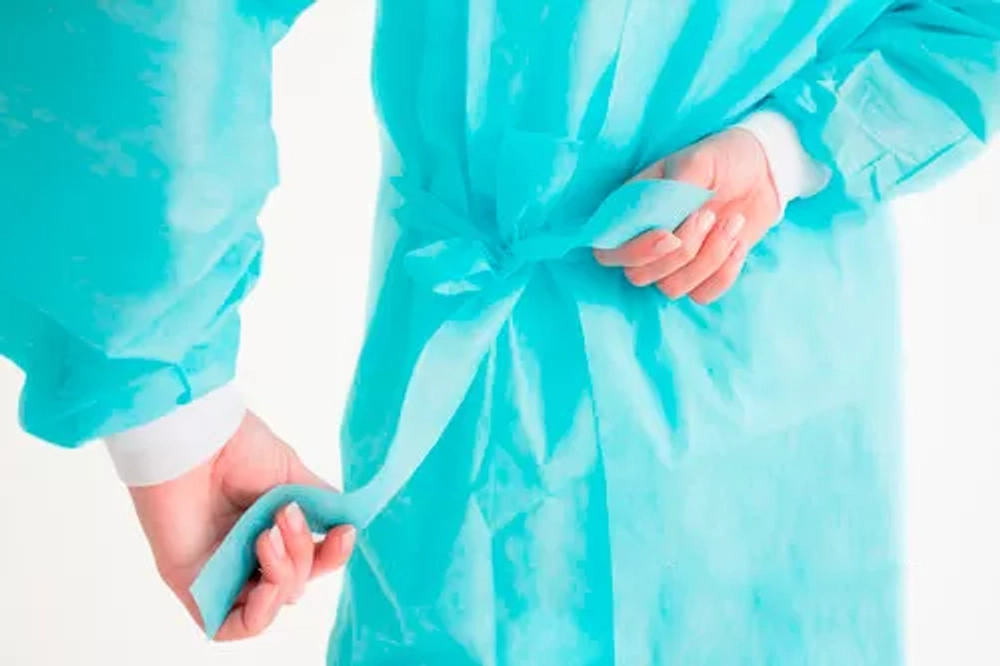 Халат хирургический стерильный Гекса 140 см спанбонд размер 56-58 плотность 42 28 шт модель 1 голубой