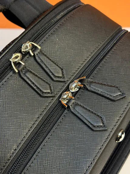 Рюкзак MONTBLANC Sartorial с тремя отделениями, черный