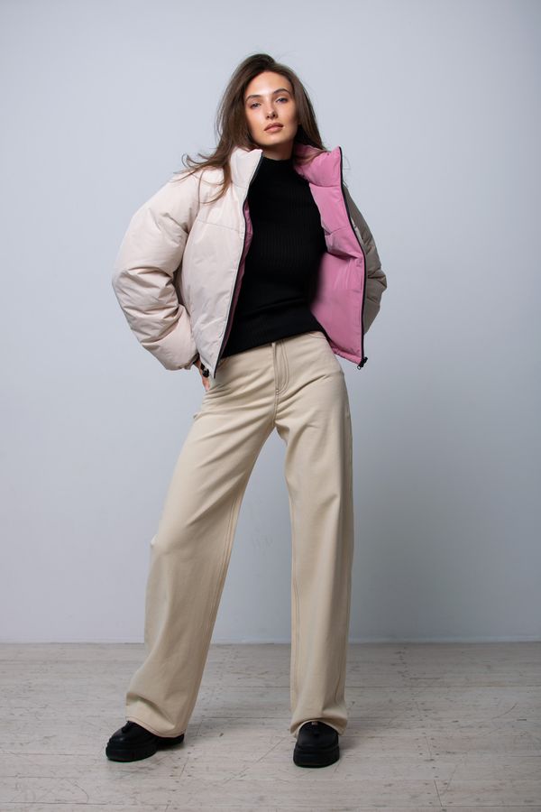 Пуховик Short двухсторонний AW016 беж/пурпурно-розовый - фото 2