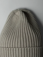 Шапка вязаная женская на осень