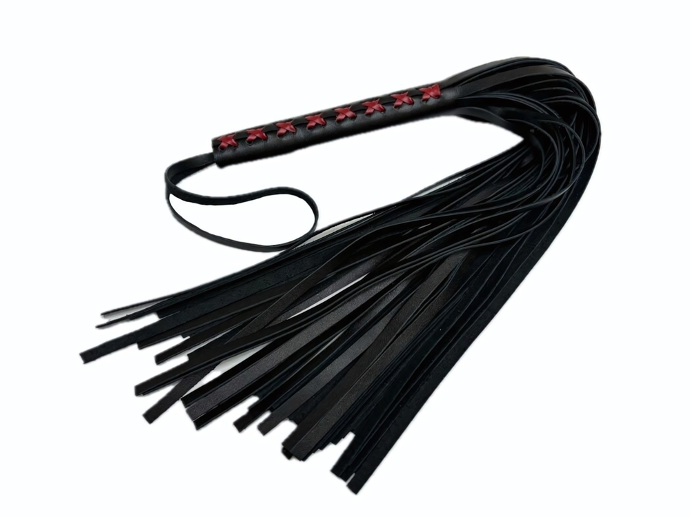 Кожаная плеть Sex Game с красным плетением на рукояти - 57 см. (Цвет: черный с красным)