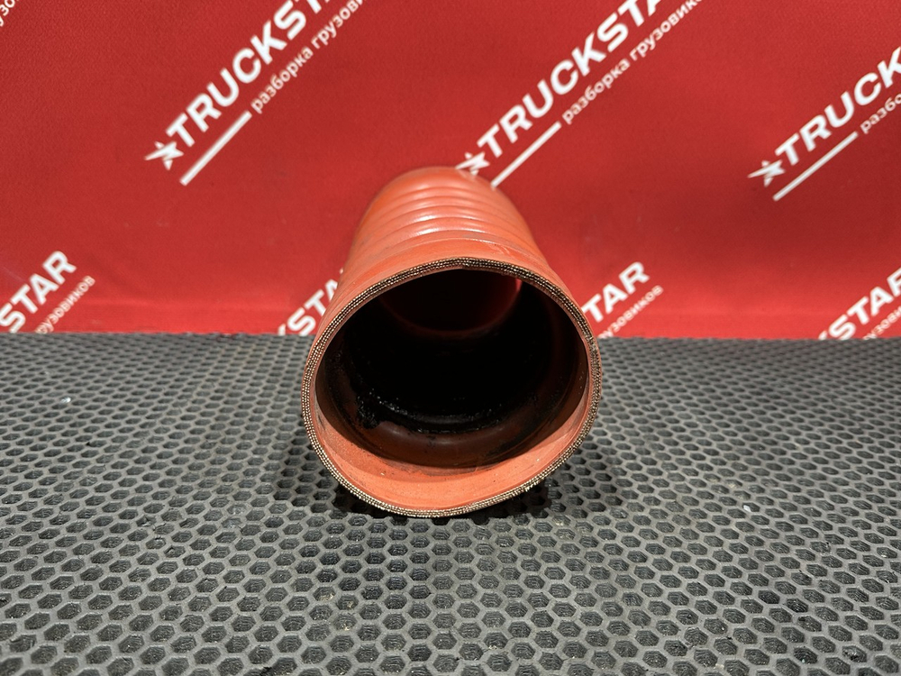 Патрубок интеркулера