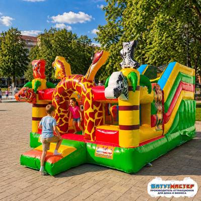 Коммерческий надувной батут "Сафари-экскурсия", с горкой 5*4*2,8 м