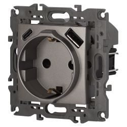 Розетка ЭРА Elegance 14-4108-16 2P+E 16A-250В со шторками с USB type-A+C 5В-3А титан