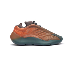 Кроссовки Adidas Yeezy Boost 700 V3 "Copper Fade"