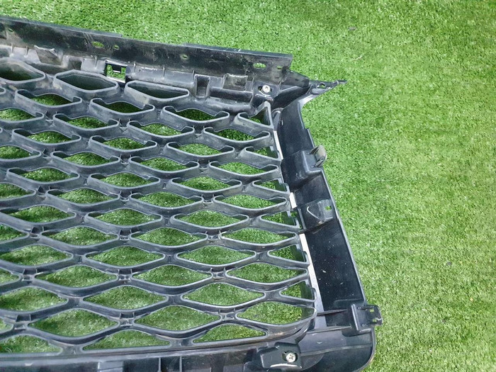 Решетка радиатора Infiniti QX50 2 (2017-н.в.)