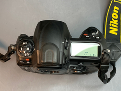 Nikon D3s 6.990 кадров