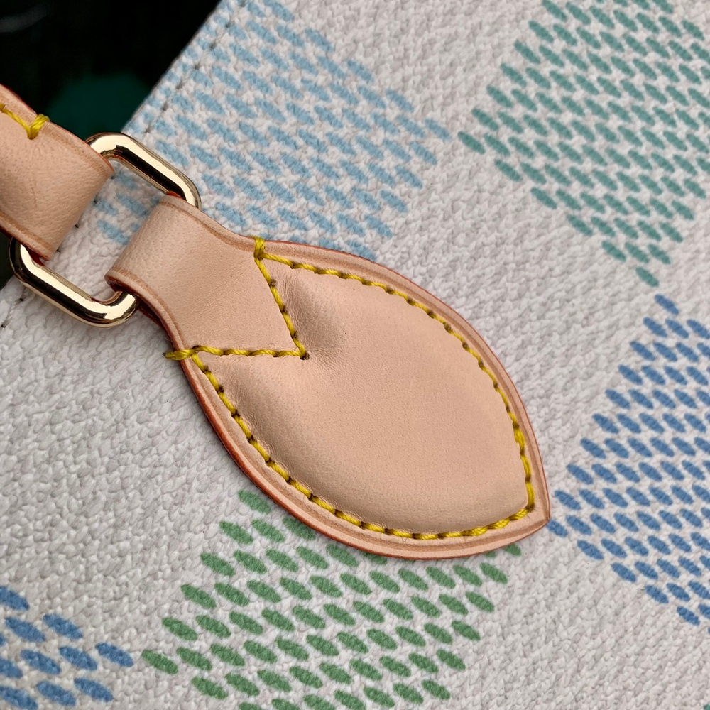Louis Vuitton Onthego MM
