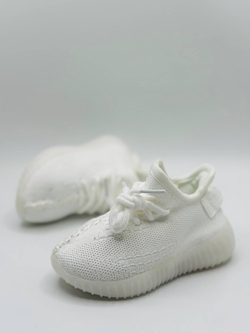Детские кроссовки Yeezy Pro