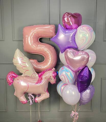 Композиция "Спящий единорог" с цифрой