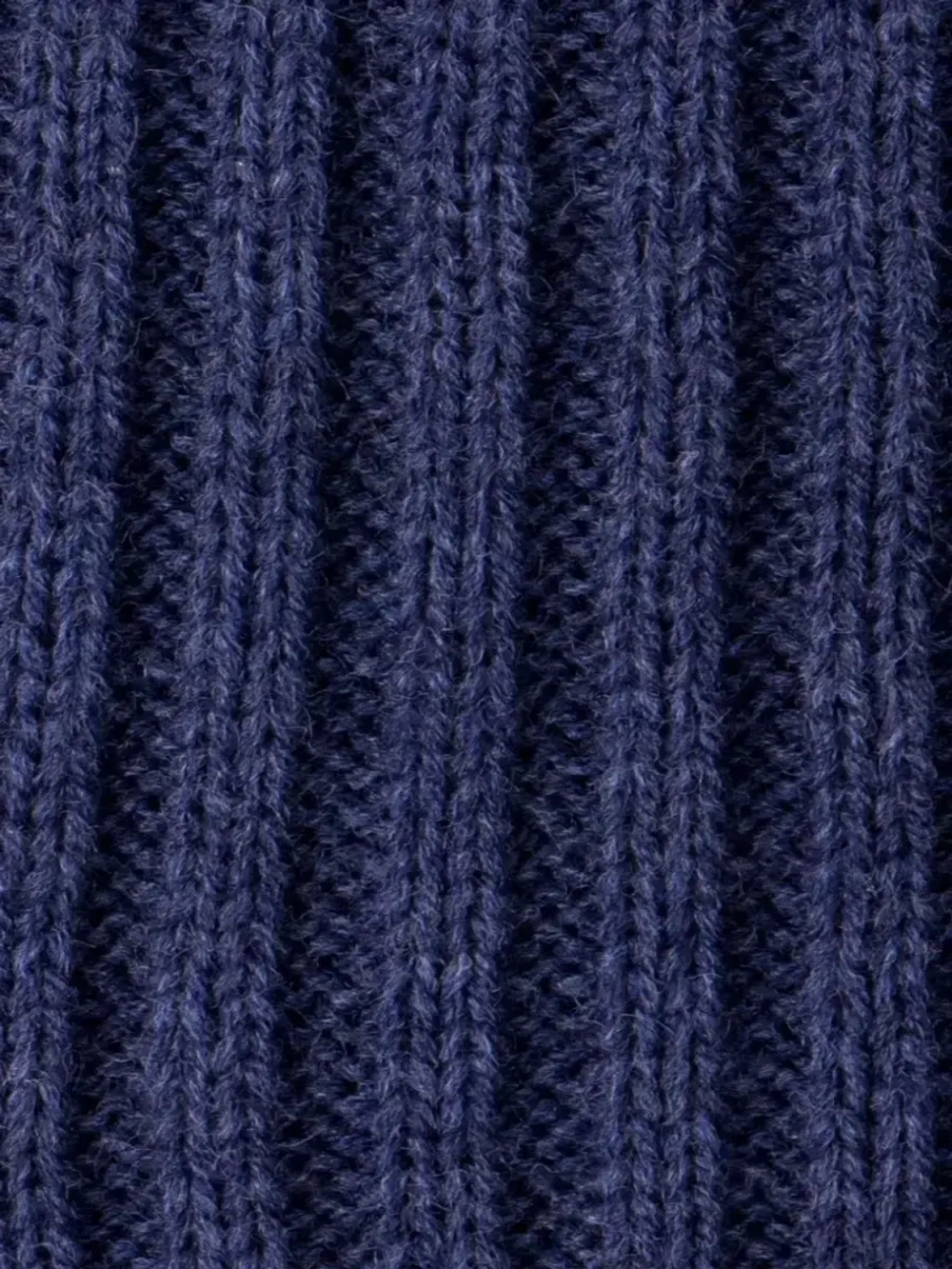 Шапка для мальчика осенняя вязаная и снуд