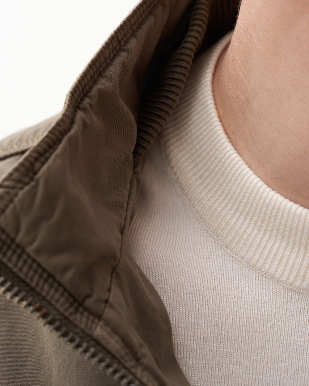 Мужская ветровка на резинке в Американском ретро-стиле из натурального хлопка без капюшона.