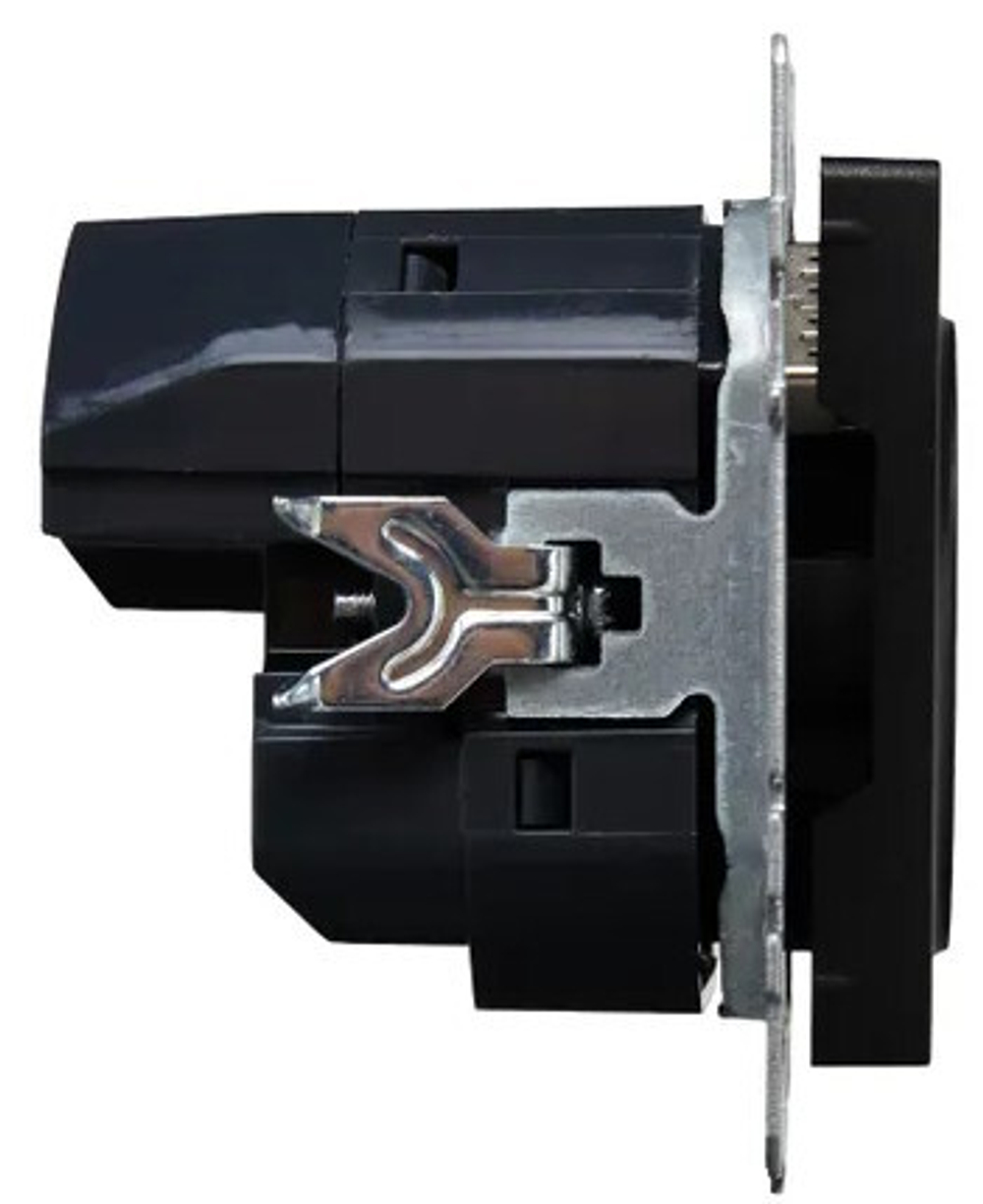 Розетка  IEK BR-R14-16-U22-018-K02