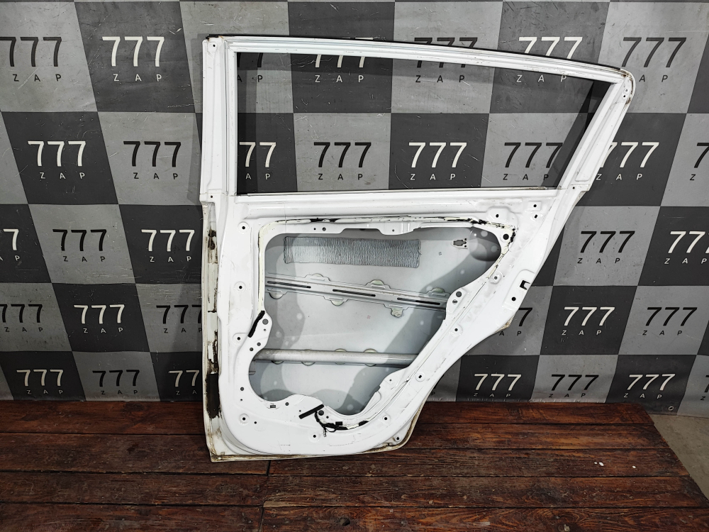 Дверь задняя правая Kia Sportage 3 (SL) 10-16 Б/У Оригинал 770043W000