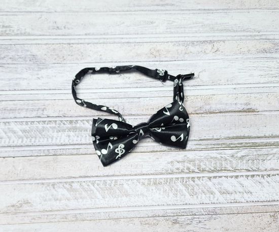 Галстук бабочка классика, чёрная с белым ноты