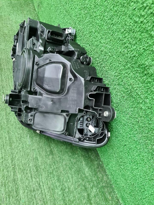 Фара правая Mercedes S W222 (17-20) Multibeam LED