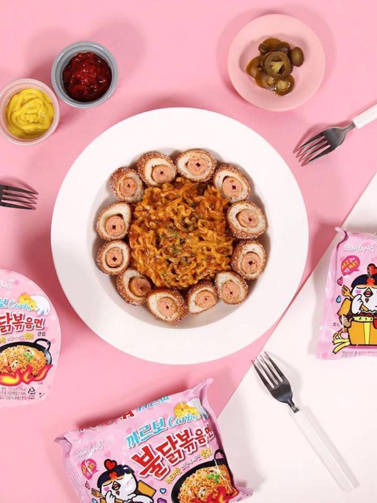 Лапша Samyang Острая курица Карбонара 130 г 5 шт