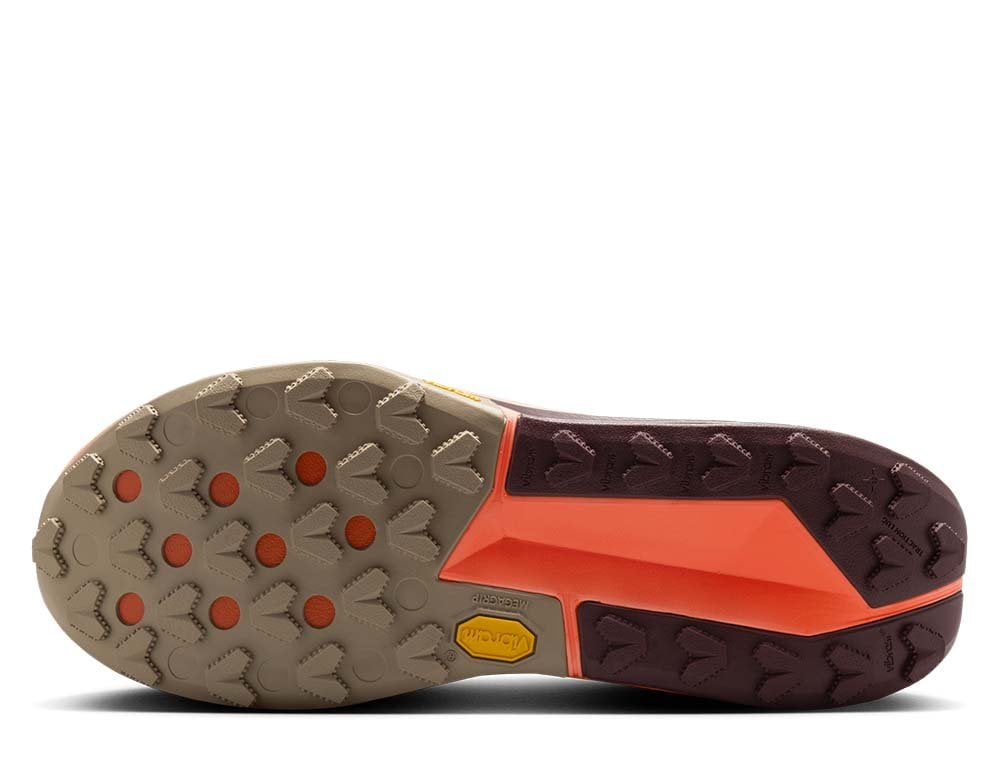 Кроссовки для бега мужские Nike Zegama Trail 2 M Коричнево-красные