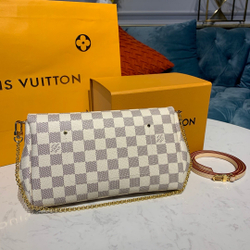 Louis Vuitton Favorite MM