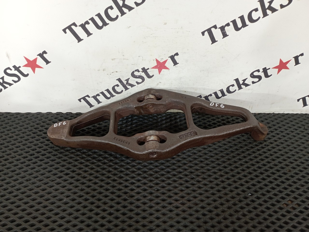 Вилка сцепления 2023г.