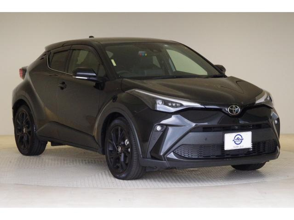 TOYOTA C - HR 2022 г.