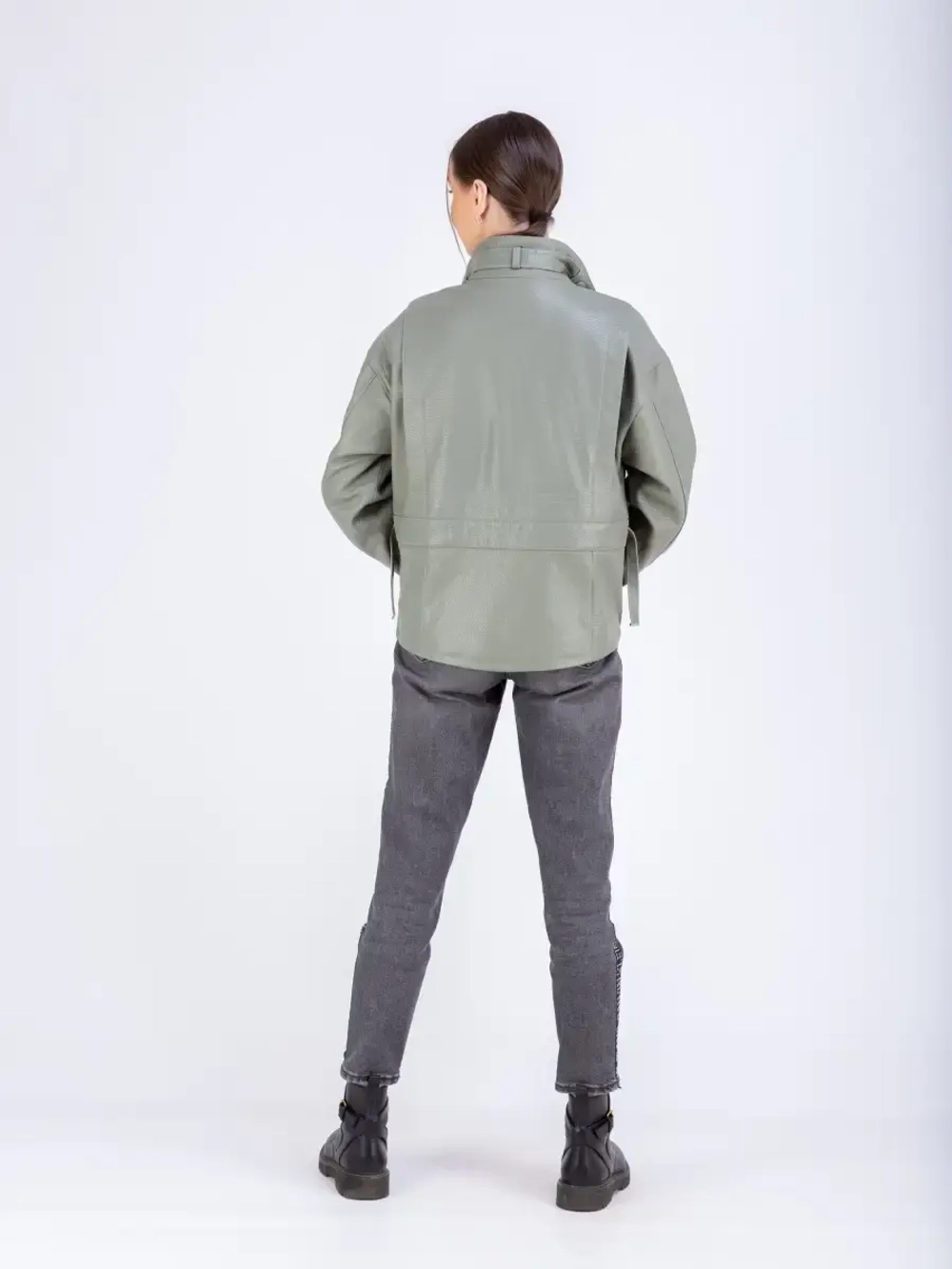 Куртка женская кожаная оверсайз