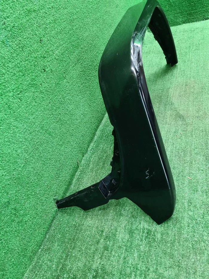 Расширитель передний левый Mercedes G W463 (08-18)