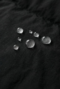 ZARA КУРТКА С ПОТАЙНЫМ КАПЮШОНОМ WATER REPELLENT UEFA CHAMPIONS LEAGUE ®, ЧЕРНЫЙ