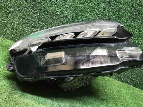 Битая Фара правая Geely Tugella (2019-2024) LED