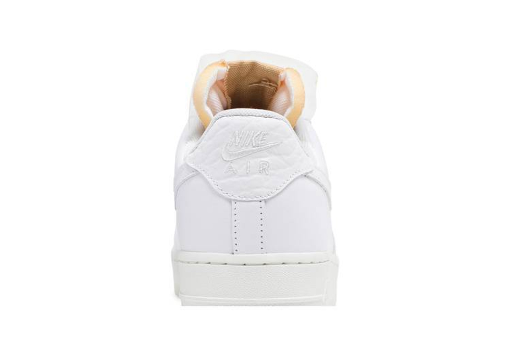 Кроссовки Nike Air Force 1 07 Lx (Женская размерная сетка)