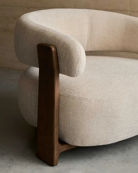 Кресло Granite на 3 ножках, бежевый шенилла, массив ясеня в отделке орех