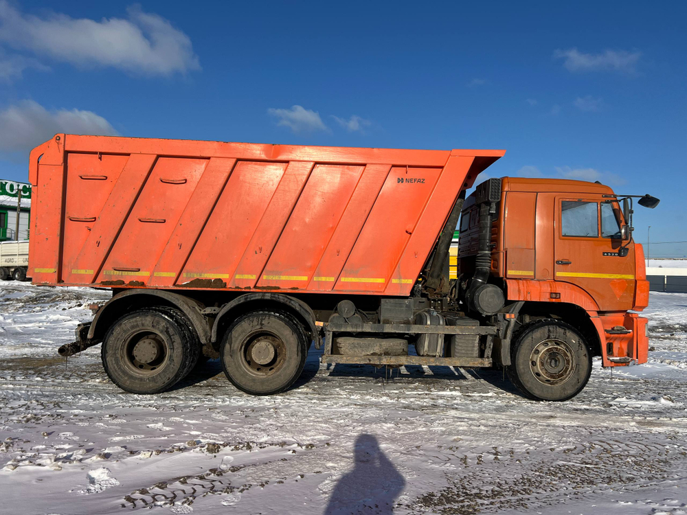 КамАЗ 6520 6x4 Самосвал 6520-3026041-53 (Дизельный, 11,8 л, 400 л.с., МТ)