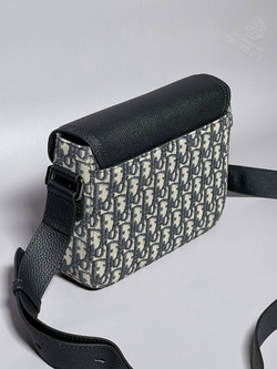 Сумка через плечо Christian Dior Saddle