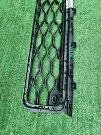 Решетка перед. бампера Mini Countryman F60 (16-20)