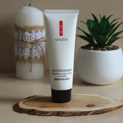 Пенка для умывания с никотинамидом, 80г