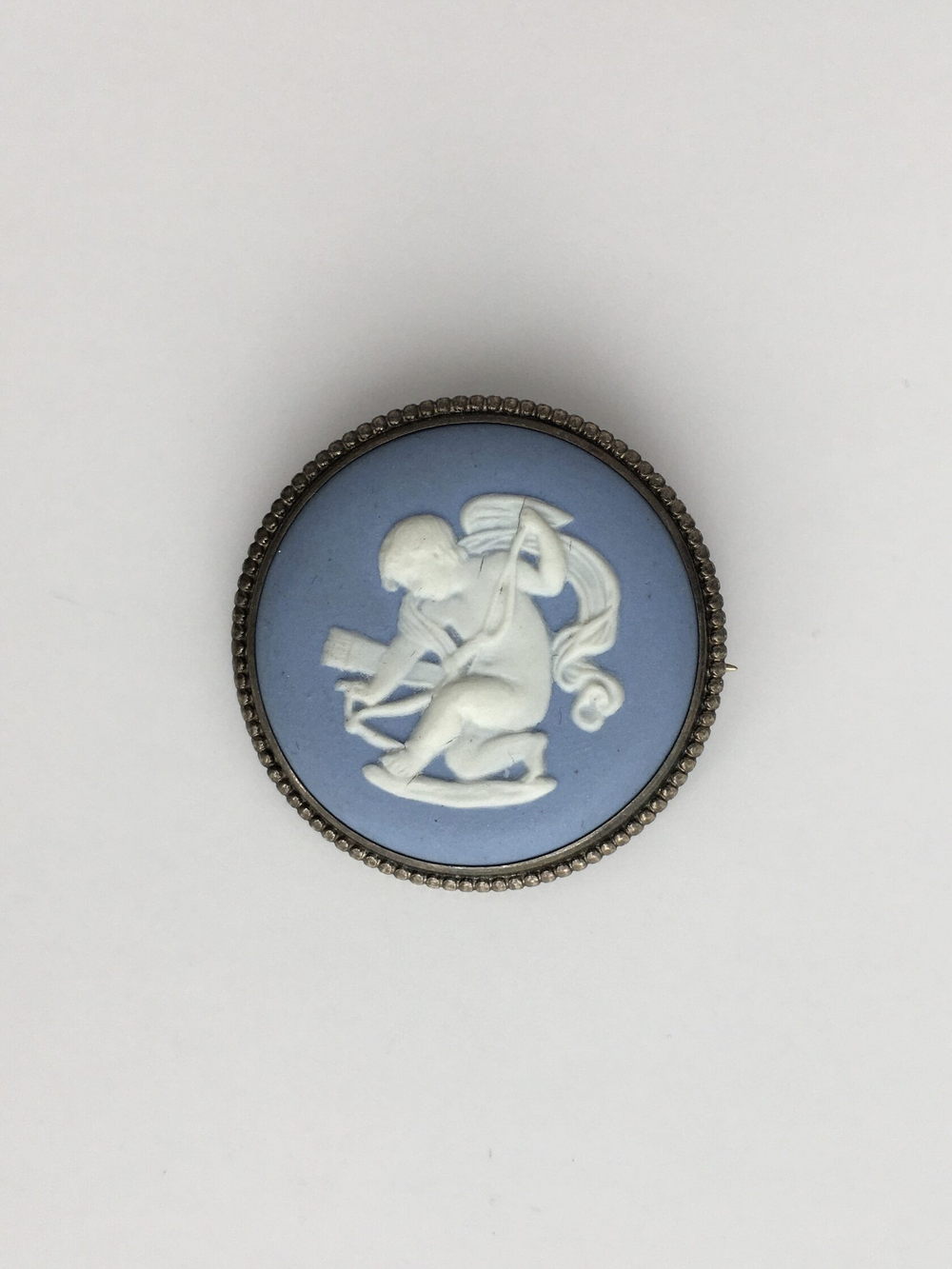 Брошь голубая с Путти Wedgwood