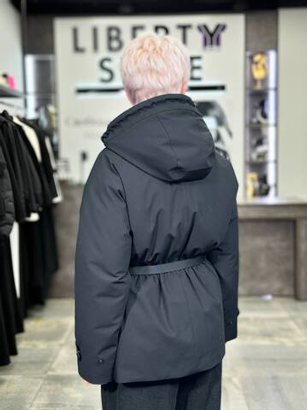 Куртка женская с капюшоном