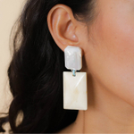 Серьги Nature Bijoux, Milos, с перламутром, окрашенным говлитом и костью, NB26.1-12-90645 (белый)